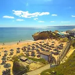 Castelinho - Pool - Beach - Free Wifi - Air Con