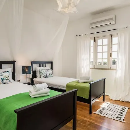 Apartment Castelinho - Pool - Beach - Free Wifi - Air Con