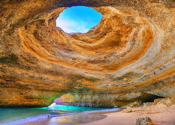 Apartment Castelinho - Pool - Beach - Free Wifi - Air Con