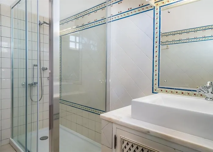 Castelinho - Pool - Beach - Free Wifi - Air Con Apartment